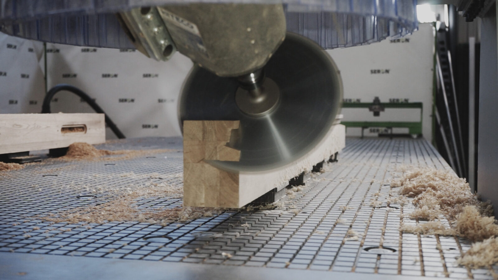 SERON 5 Axis Pro+ 4.0 medienos apdirbimas